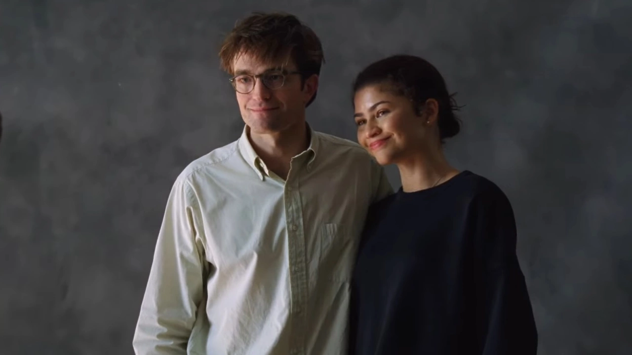 Трейлер фильма «Вот это драма!» с Зендеей и Робертом Паттинсоном