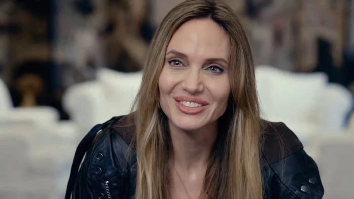 Трейлер фильма «Кутюр» с Анджелиной Джоли в главной роли