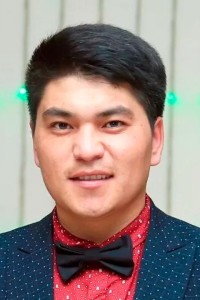 Фото Эмиль Эсеналиев